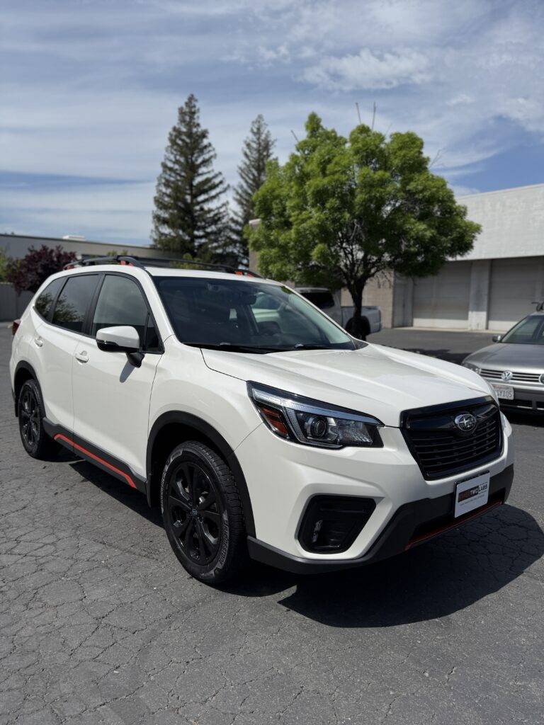 White Pearl car wrap colors